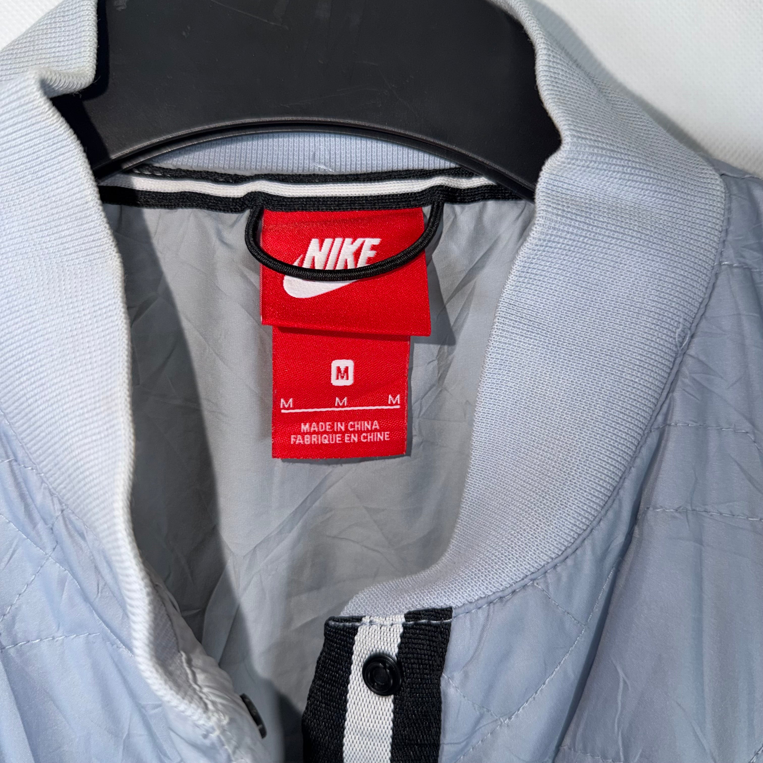 Chaqueta Nike Gris Unisex