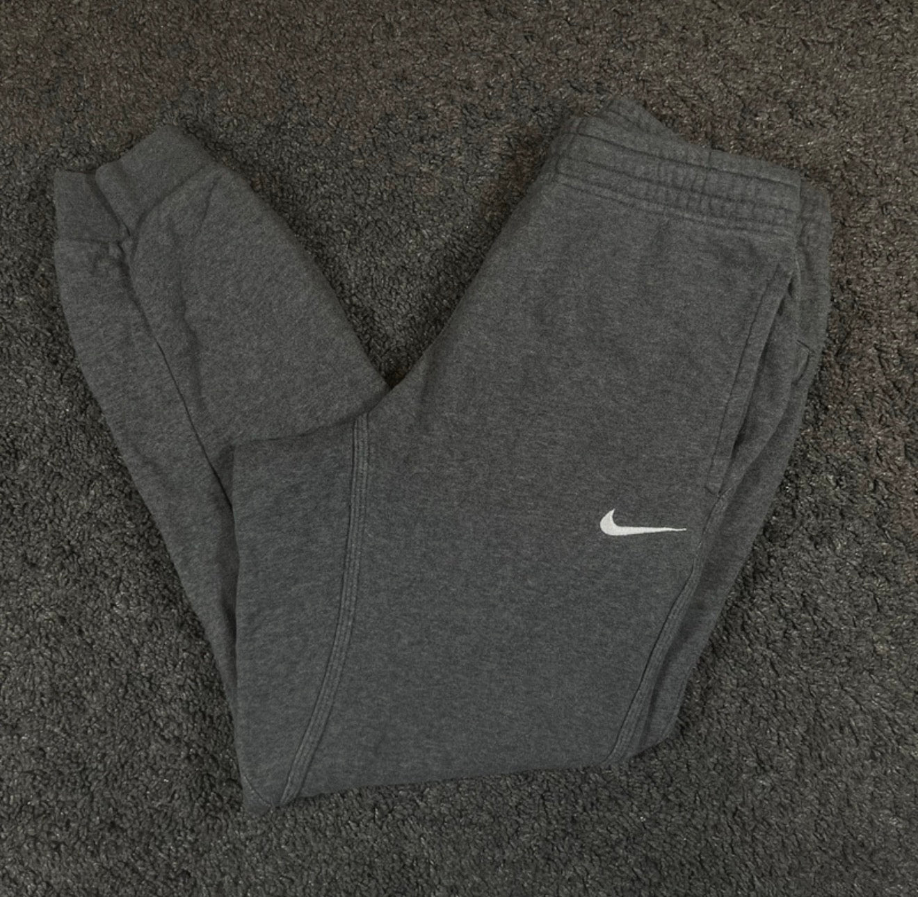 Pantalón Nike Gris Unisex